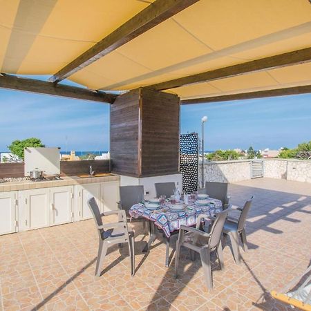 Awesome Apartment In Bari With Wifi ภายนอก รูปภาพ