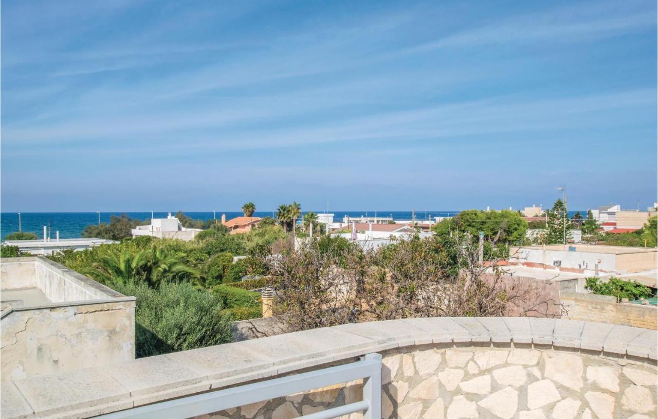 Awesome Apartment In Bari With Wifi ภายนอก รูปภาพ